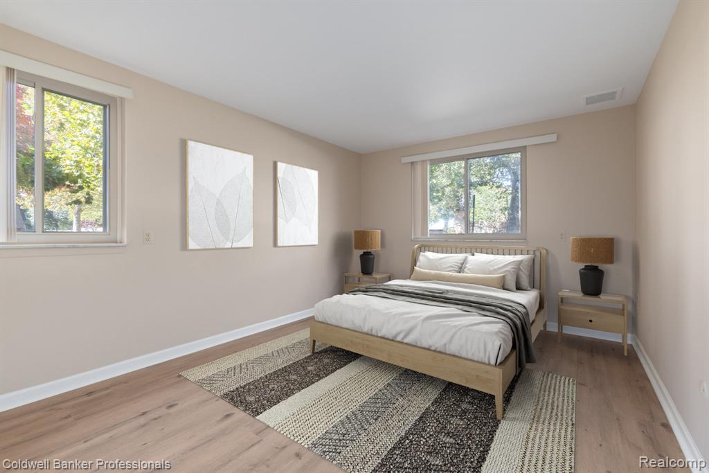 425 Riviera Drive, Saint Clair Shores, MI 48080 — Photo 23