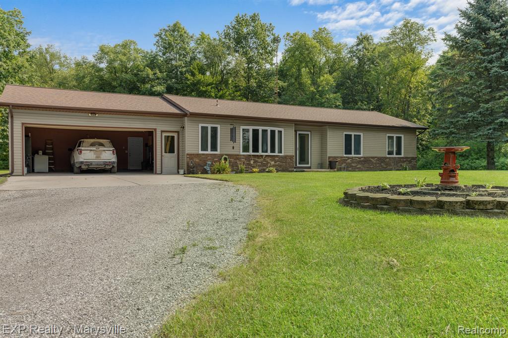 12980 Metcalf Road, Brockway, MI 48097 — Photo 3