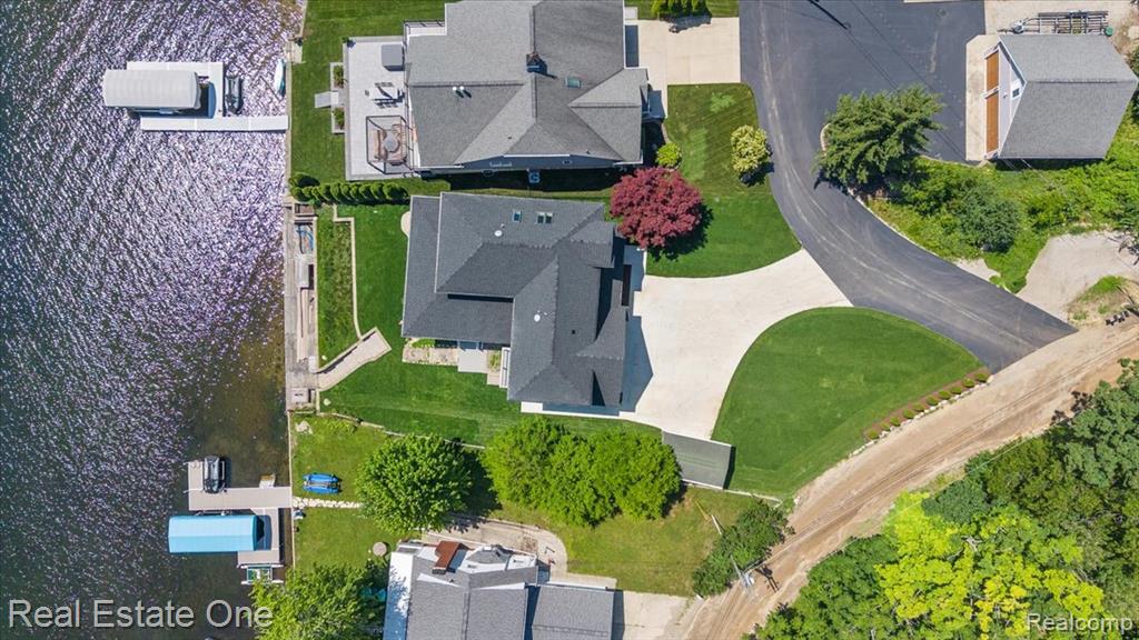 847 Fairview Street, Lake Orion, MI 48362 — Photo 23