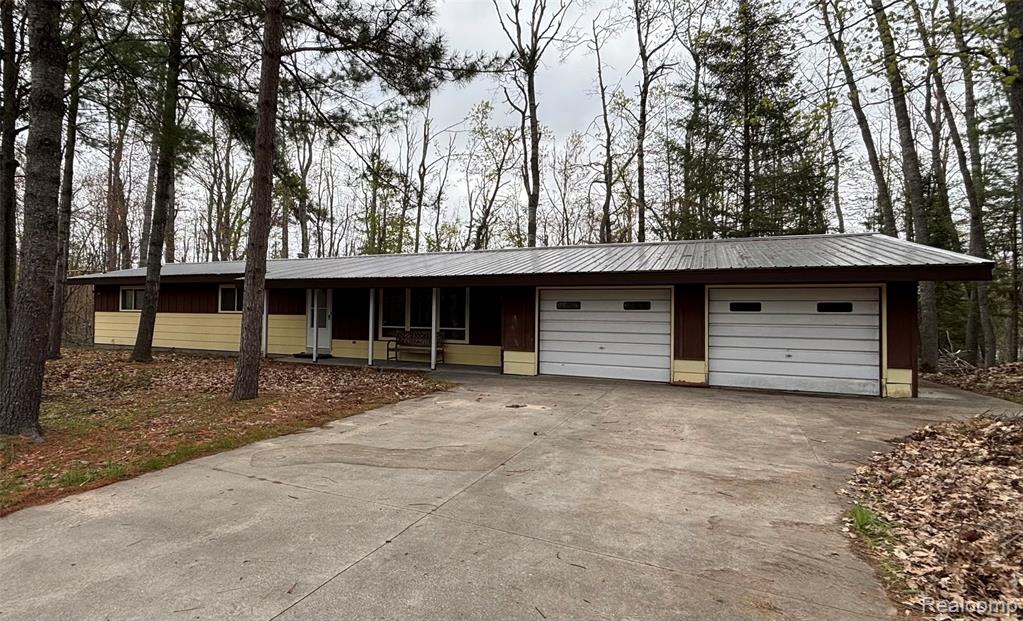 3356 Havenwood Drive, Lewiston, MI 49756 — front exterior