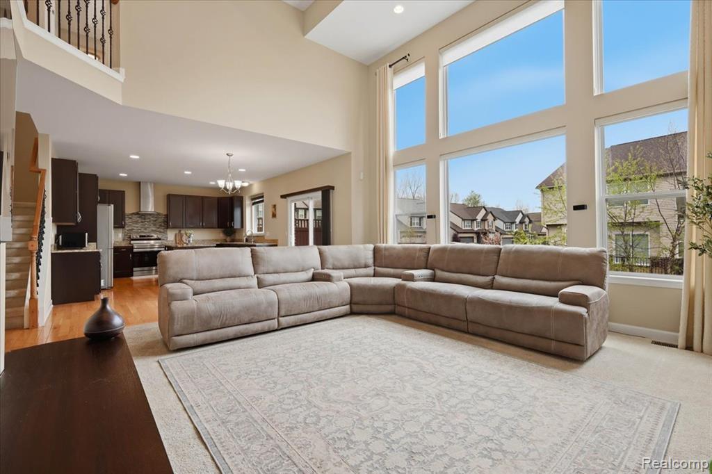 1114 Wales Drive, Lake Orion, MI — Photo 5