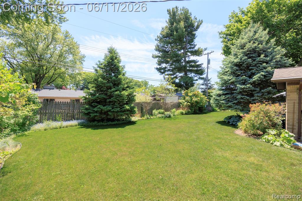 44134 Harmony Lane, Belleville, MI 48111 — Photo 40