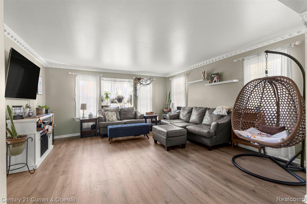 250 Chestnut Street, Wyandotte, MI 48192 — Photo 3