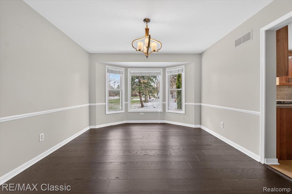 9377 Pineview Drive, Plymouth, MI 48170 — Photo 21