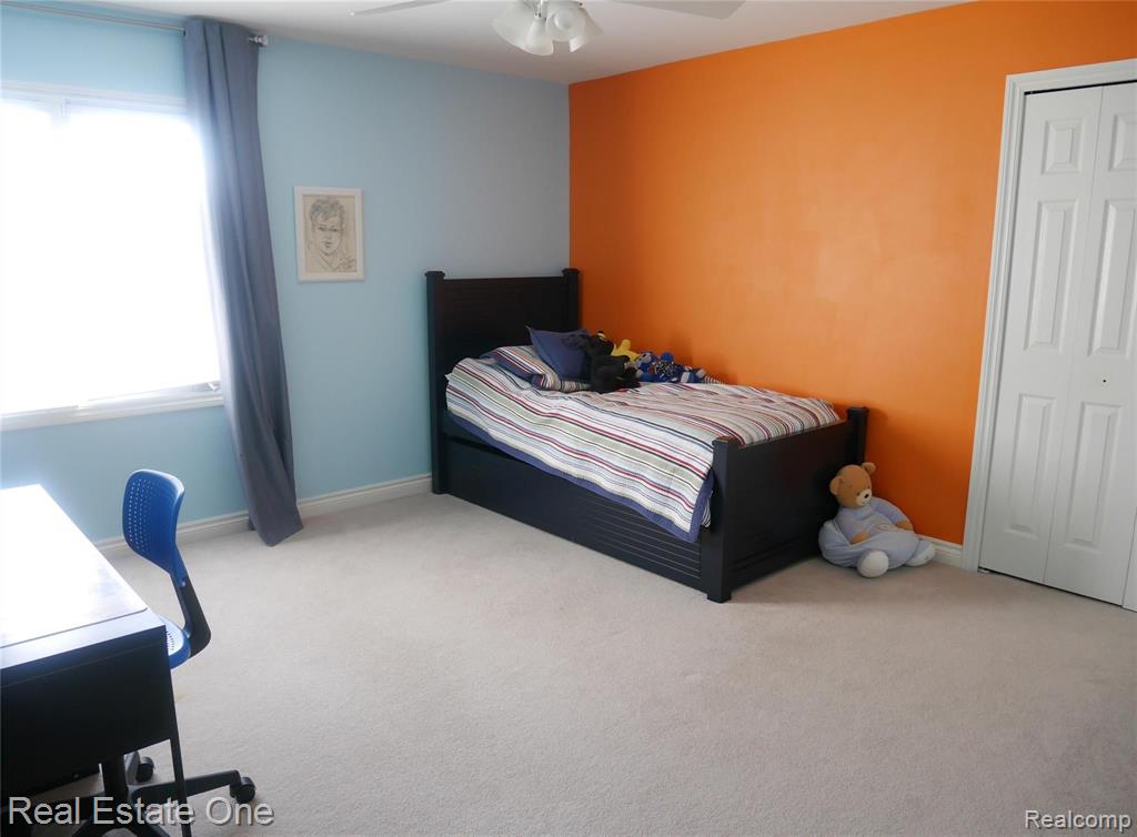 5846 CLEARVIEW Drive, Troy, MI 48098 — Photo 29