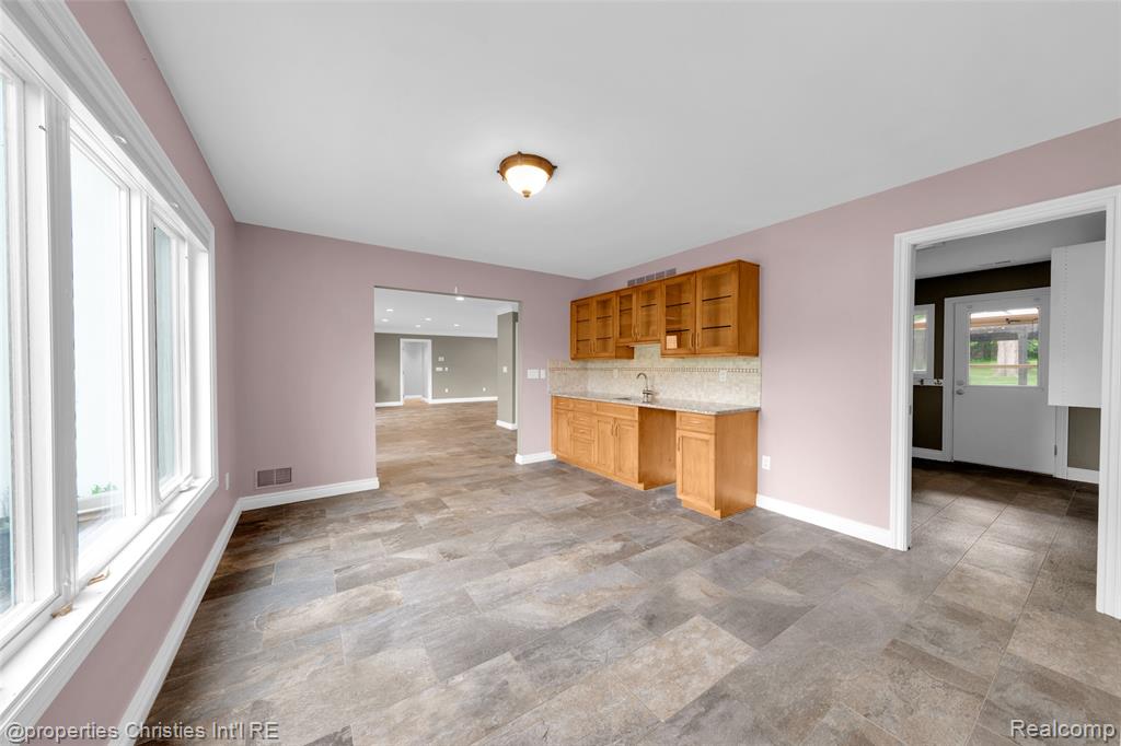 6663 Bloomfield Lane, West Bloomfield, MI — Photo 6