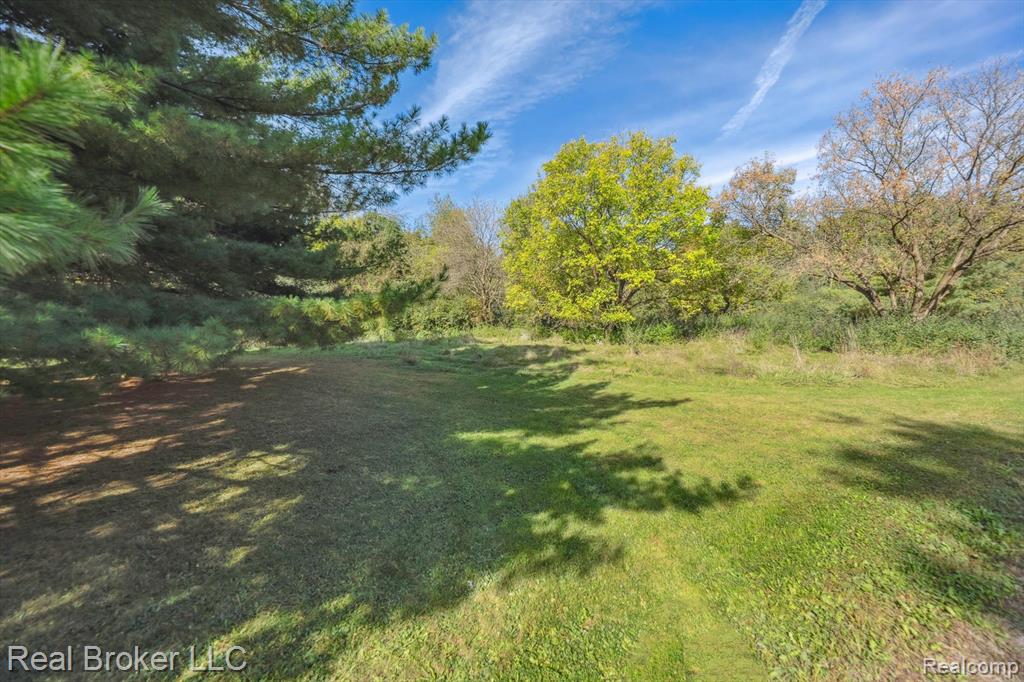 4610 Crane Court, Ypsilanti, MI 48197 — Photo 11