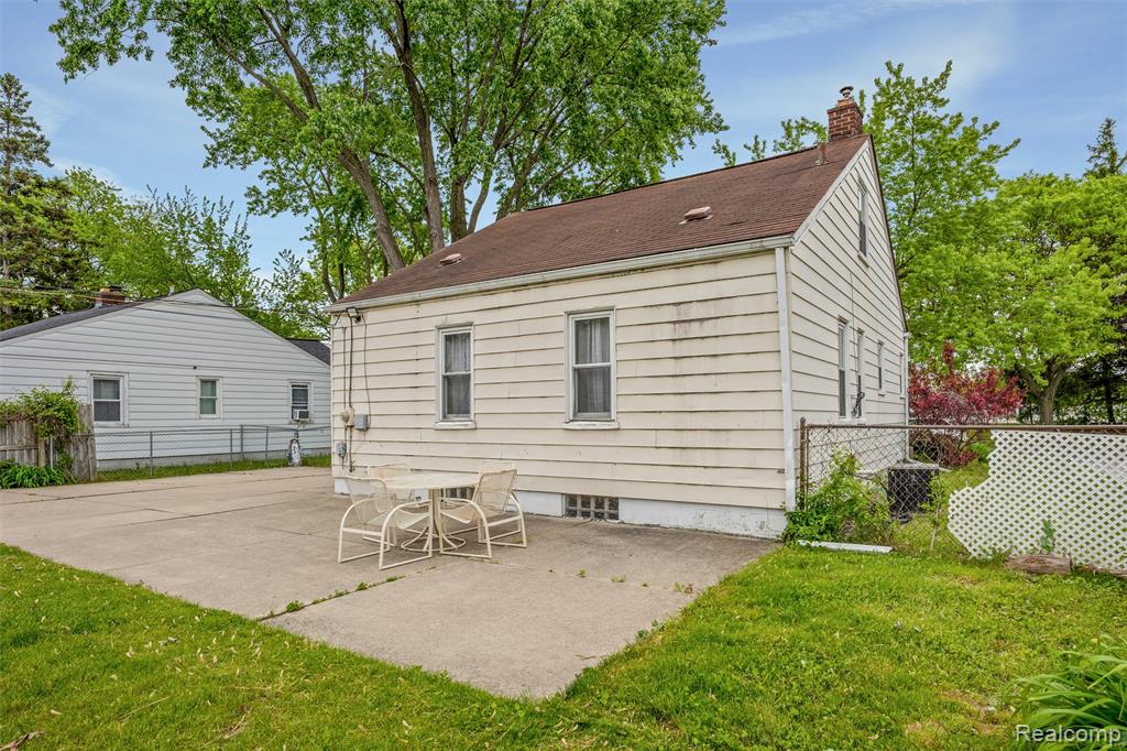 8181 Vermont Avenue, Warren, MI 48093 — Photo 30