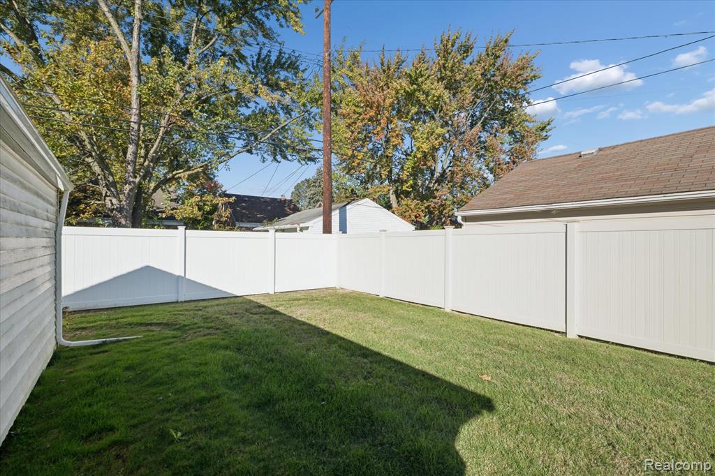 7510 Balfour Avenue, Allen Park, MI 48101 — Photo 27