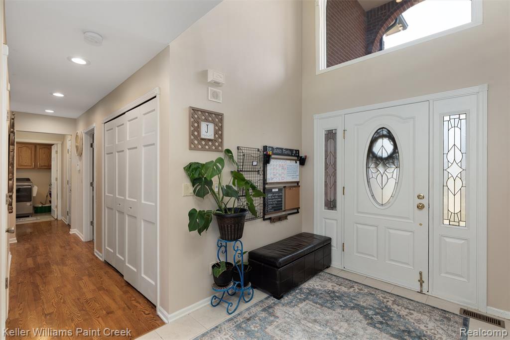 14765 Sparrow Drive, Shelby Twp, MI 48315 — Photo 3