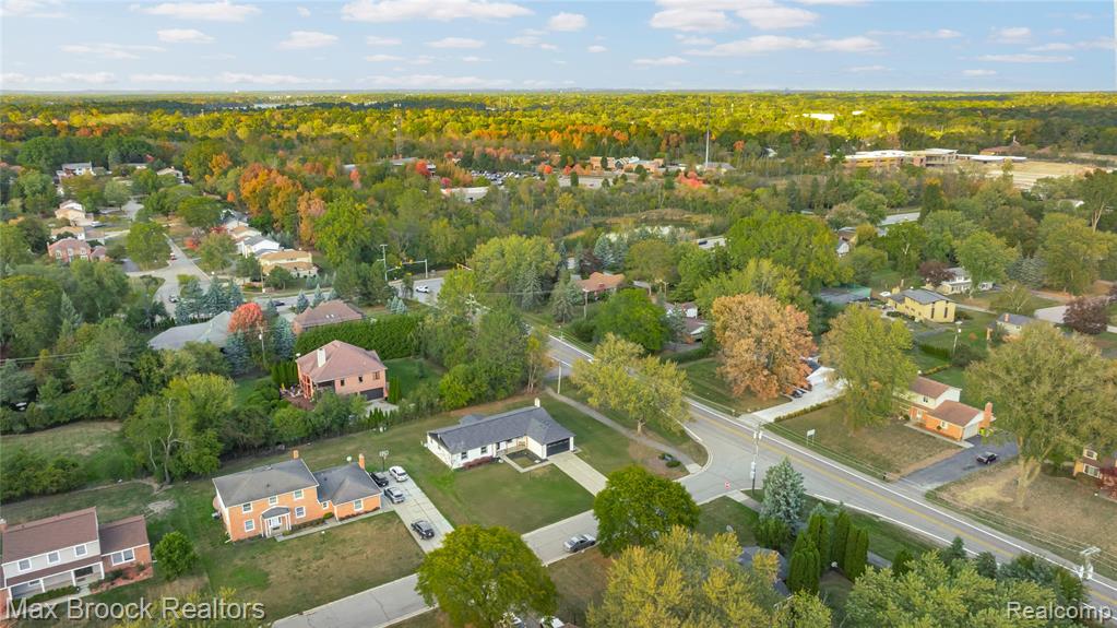 4800 Faircourt Drive, West Bloomfield, MI — Photo 48