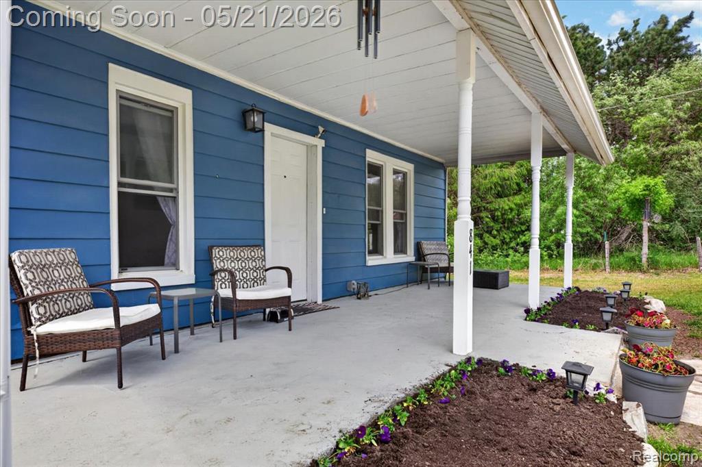 841 Sands Road, Ortonville, MI 48462 — Photo 9
