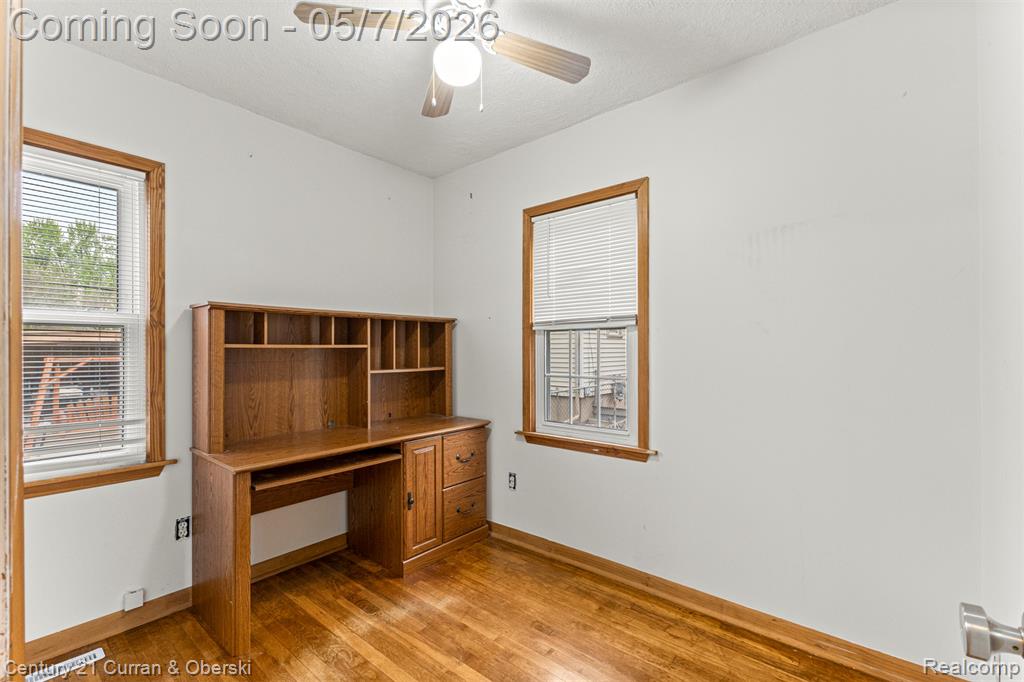 24628 Woodland Drive, Flat Rock, MI 48134 — Photo 21