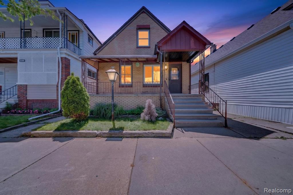 2978 Evaline Street, Hamtramck, MI 48212