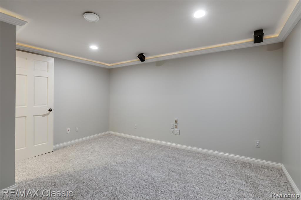 18438 Clairmont Circle E, Northville, MI 48168 — Photo 64