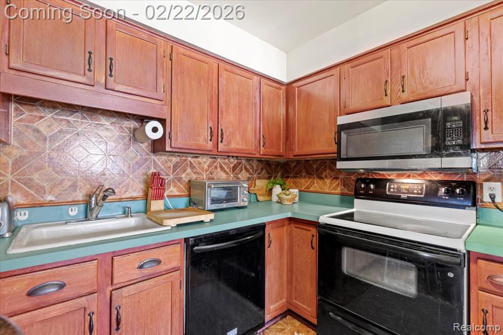 440 BALDWIN Avenue, 63, Rochester, MI 48307 — Photo 15