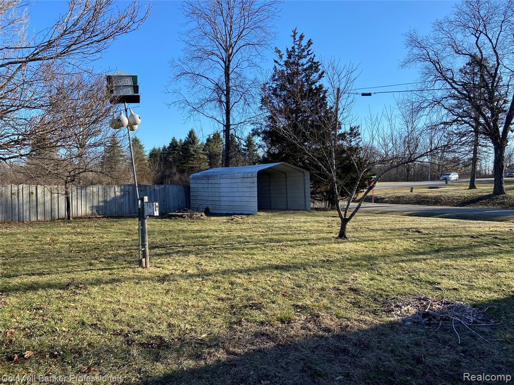 3886 Poit Drive, Lapeer, MI 48446 — Photo 25