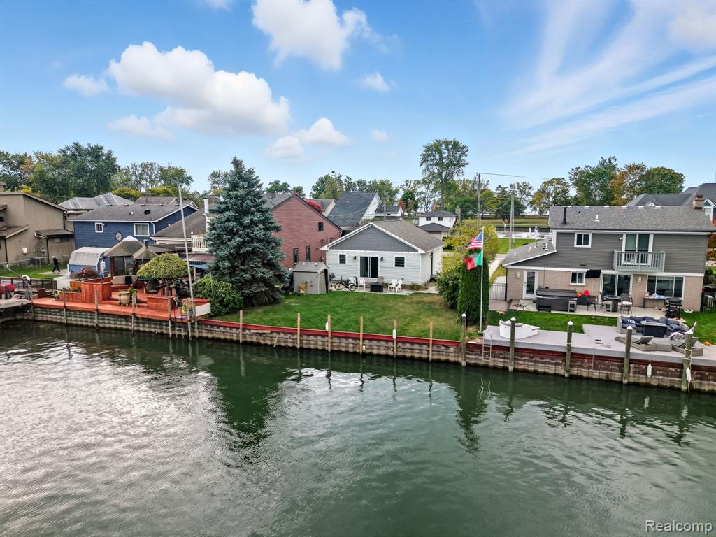 37752 Huron Pointe Drive, Harrison Township, MI — Photo 21