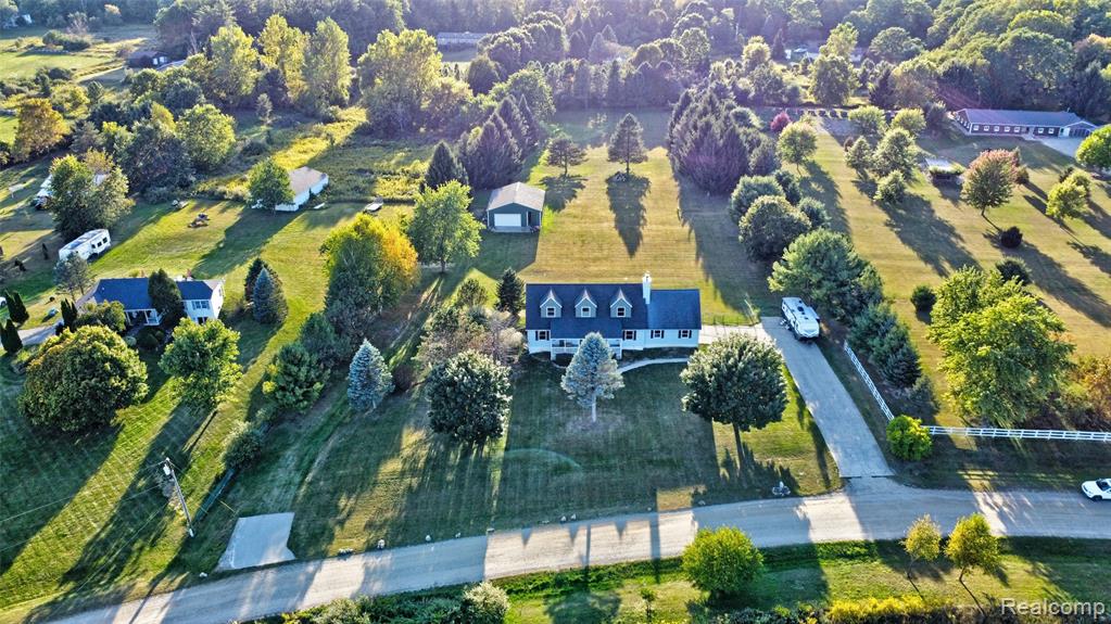 2290 Silver Fox Run, Holly, MI 48442 — Photo 3