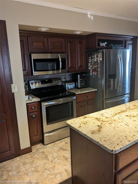 3237 Rogers Street, Marlette, MI 48453 — Photo 25