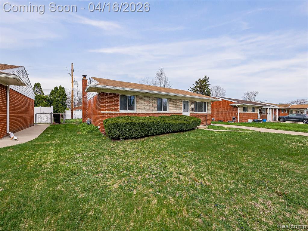 32209 Eastway Street, Roseville, MI 48066 — Photo 22