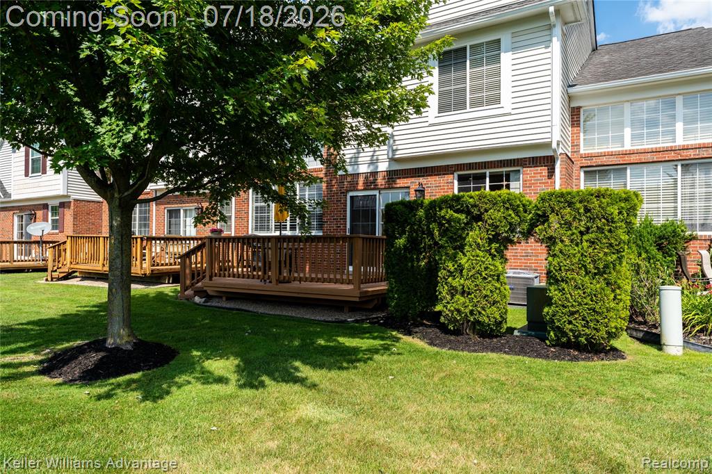 41647 Mitchell Road, Novi, MI 48377 — Photo 8