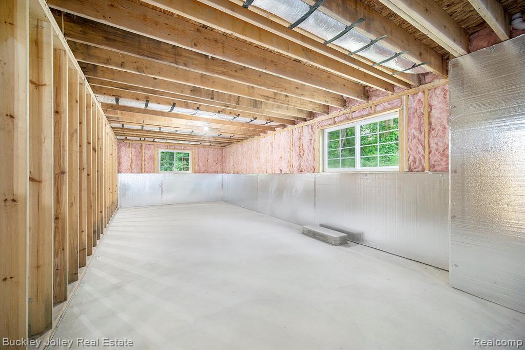 10303 Nine Mile Road, Whitmore Lake, MI 48189 — Photo 18