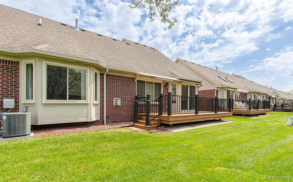 50077 Lexington Avenue E, Utica, MI 48317 — Photo 44