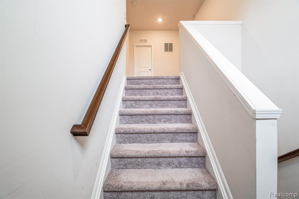 49791 LANTERN Way, Canton, MI 48188 — Photo 19
