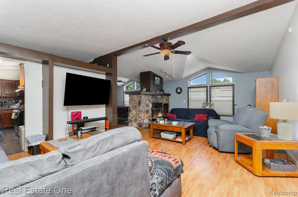 43529 Medea Drive, Clinton Twp, MI 48036 — Photo 8