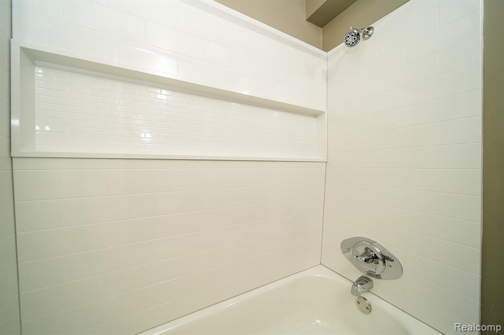 7244 FISHER Avenue, Warren, MI 48091 — Photo 28
