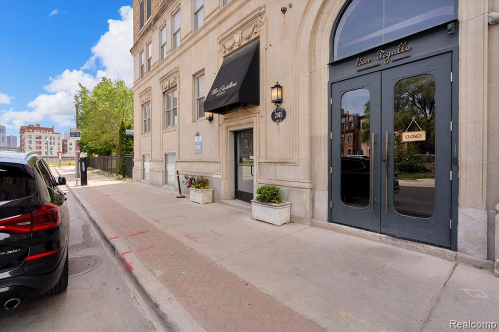 2915 JOHN R Street - Photo 3