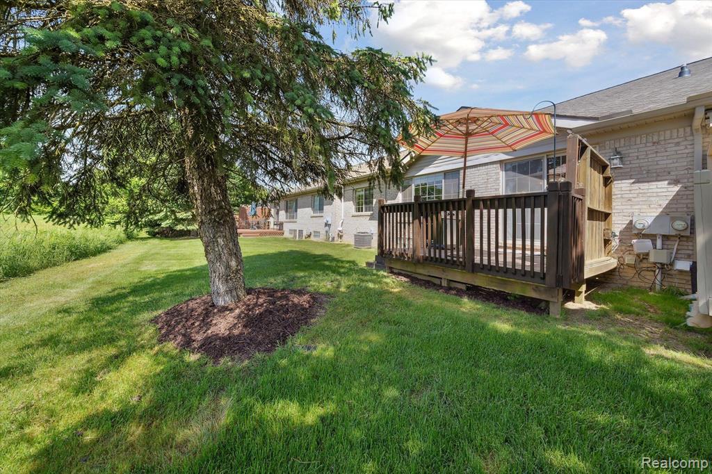 22270 QUAIL RUN Circle, 2, South Lyon, MI 48178 — Photo 45
