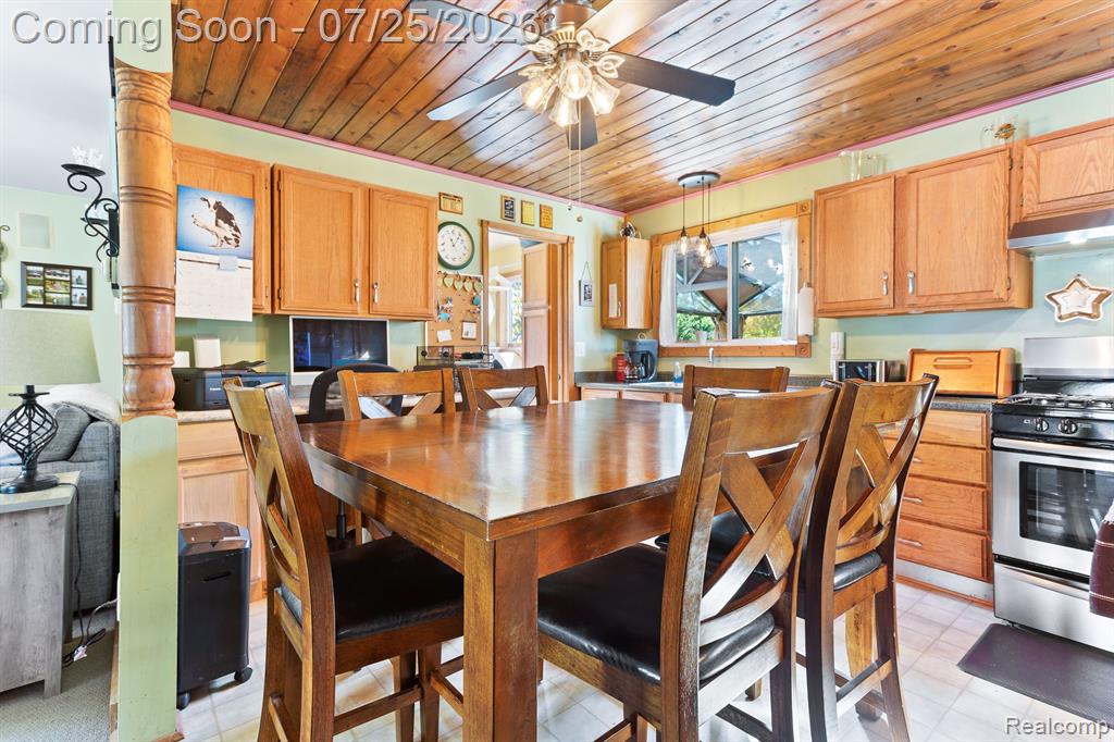 10696 VAN BUREN Lane, Belleville, MI 48111 — Photo 3