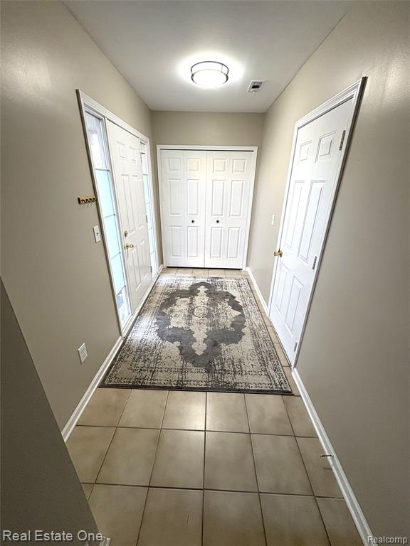 45679 Heather Ridge Drive, Macomb, MI 48044 — Photo 3