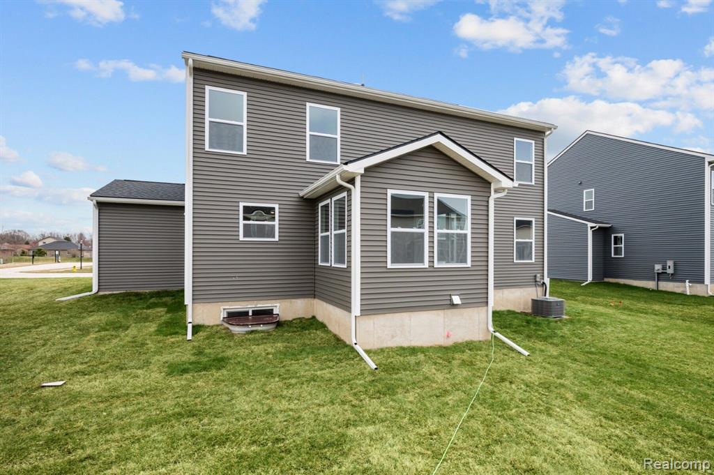 54631 HERON Circle, New Baltimore, MI 48047 — Photo 27