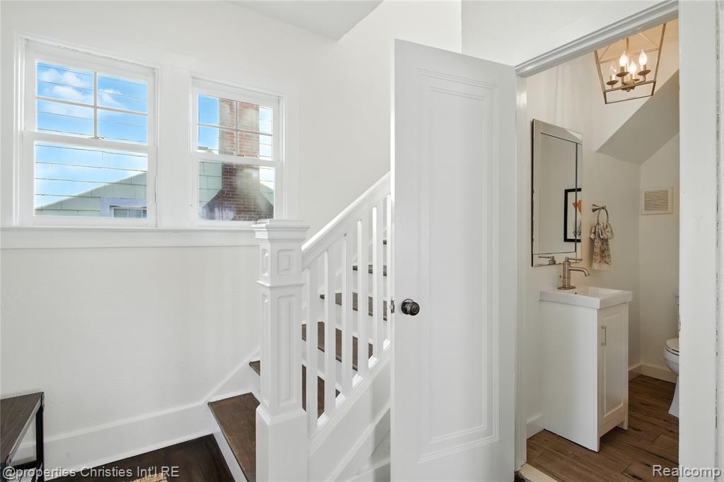 849 W Breckenridge Street, Ferndale, MI 48220 — Photo 6