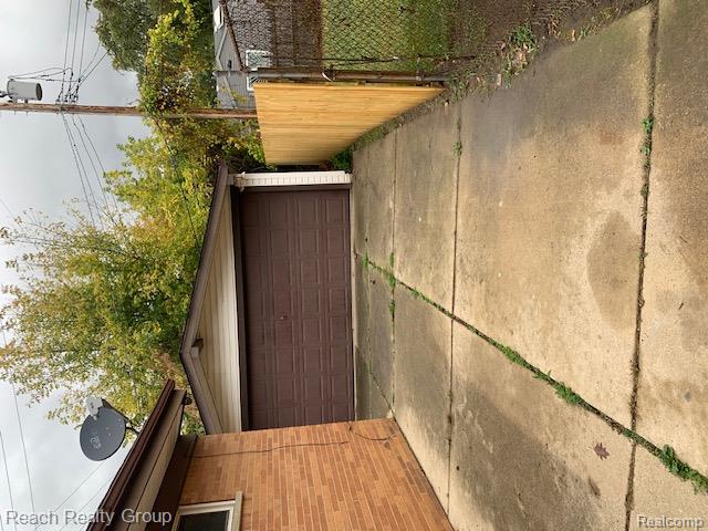 20196 McIntyre Street, Detroit, MI 48219 — Photo 3