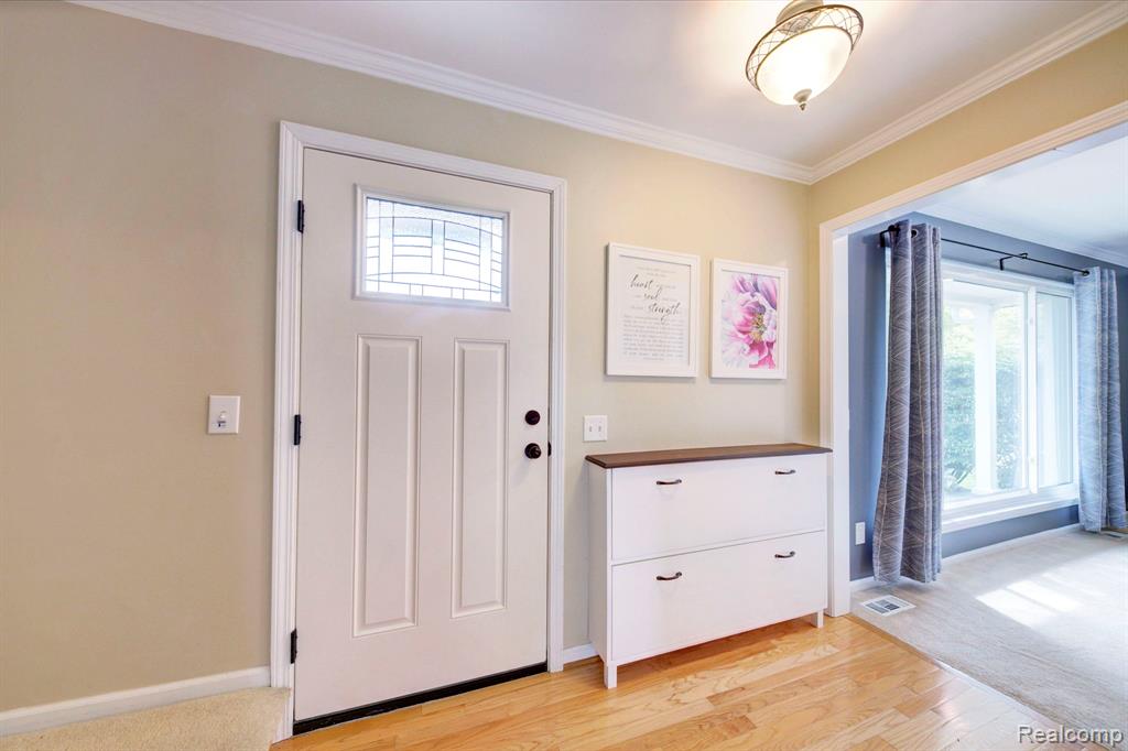 46500 E Oak Manor Court, Canton, MI 48187 — Photo 7