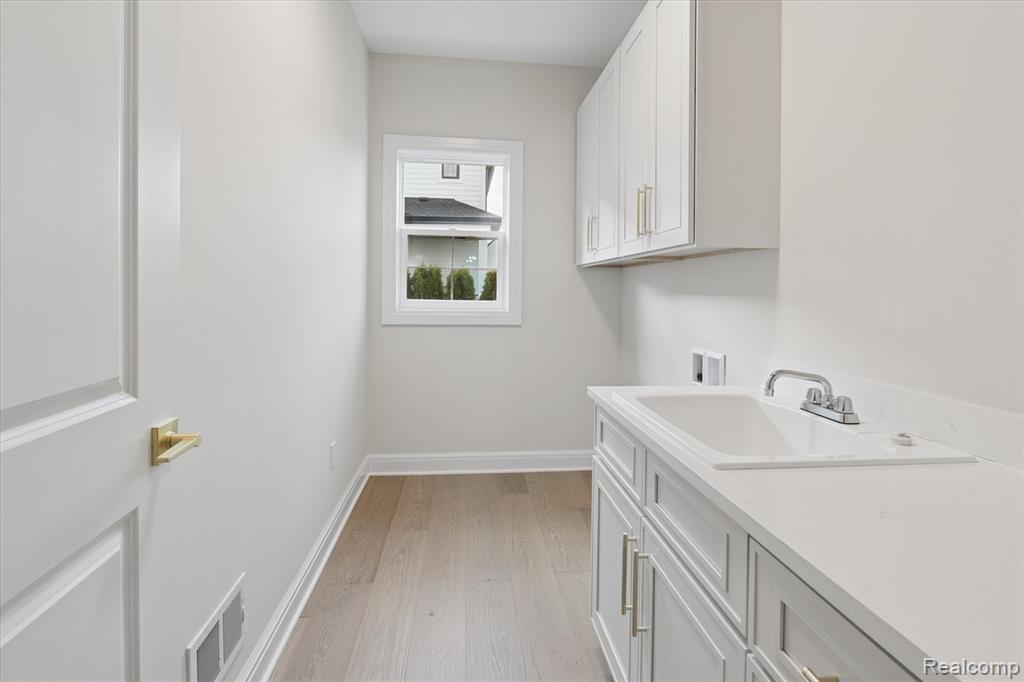 54791 Brenda Drive, Macomb, MI 48042 — Photo 33