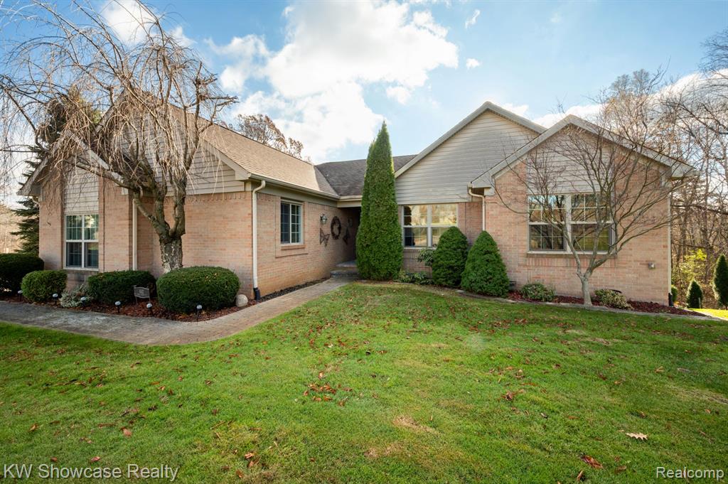 4142 Lake Stison Court, White Lake, MI 48383 — Photo 4