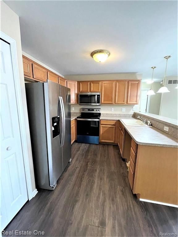 4103 CAMERON Circle, Walled Lake, MI 48390 — Photo 6