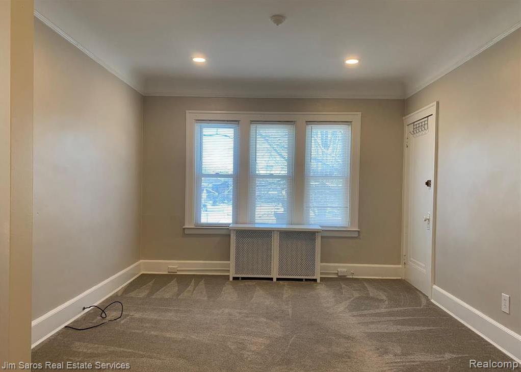 829 BEACONSFIELD Avenue, Grosse Pointe Park, MI 48230 — Photo 3