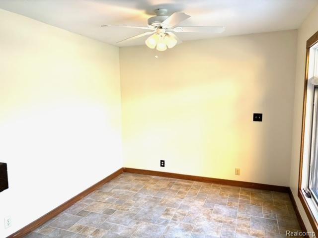 7060 MERRYBROOK, West Bloomfield, MI — Photo 9