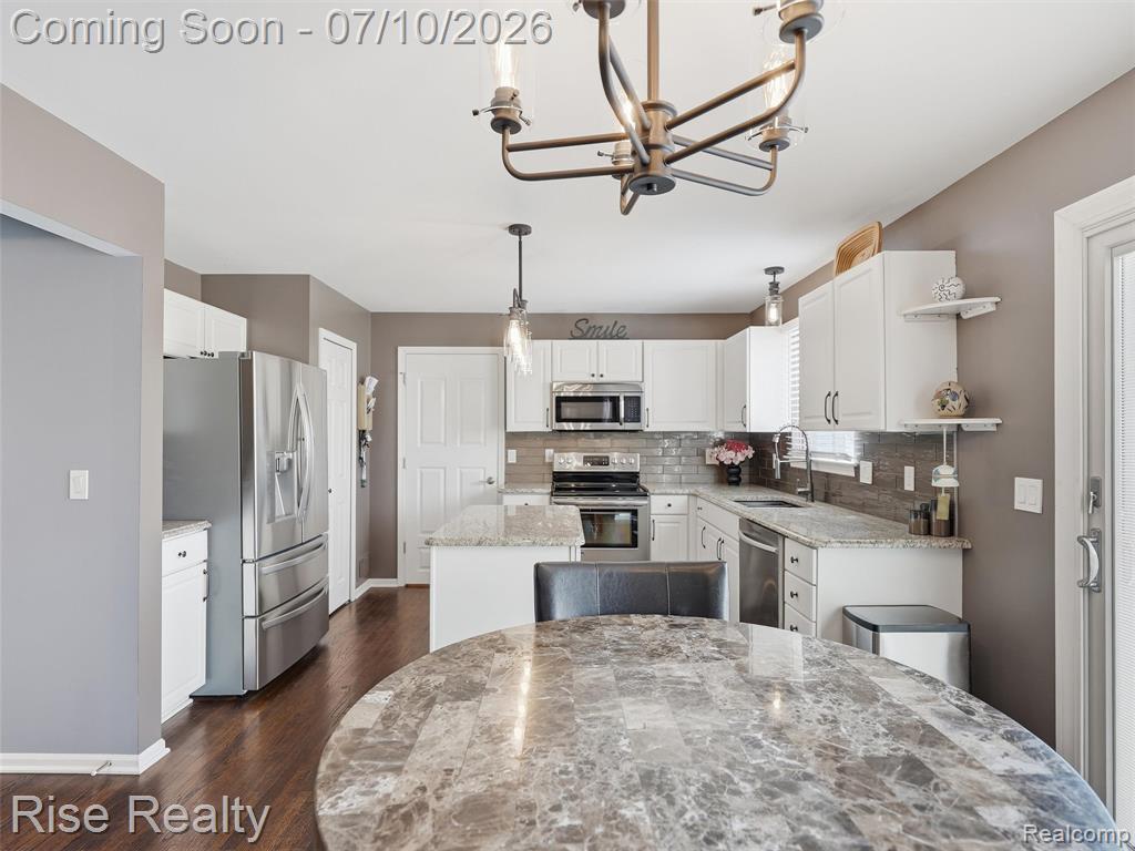 8324 Sherwood Drive, Grand Blanc, MI 48439 — Photo 13