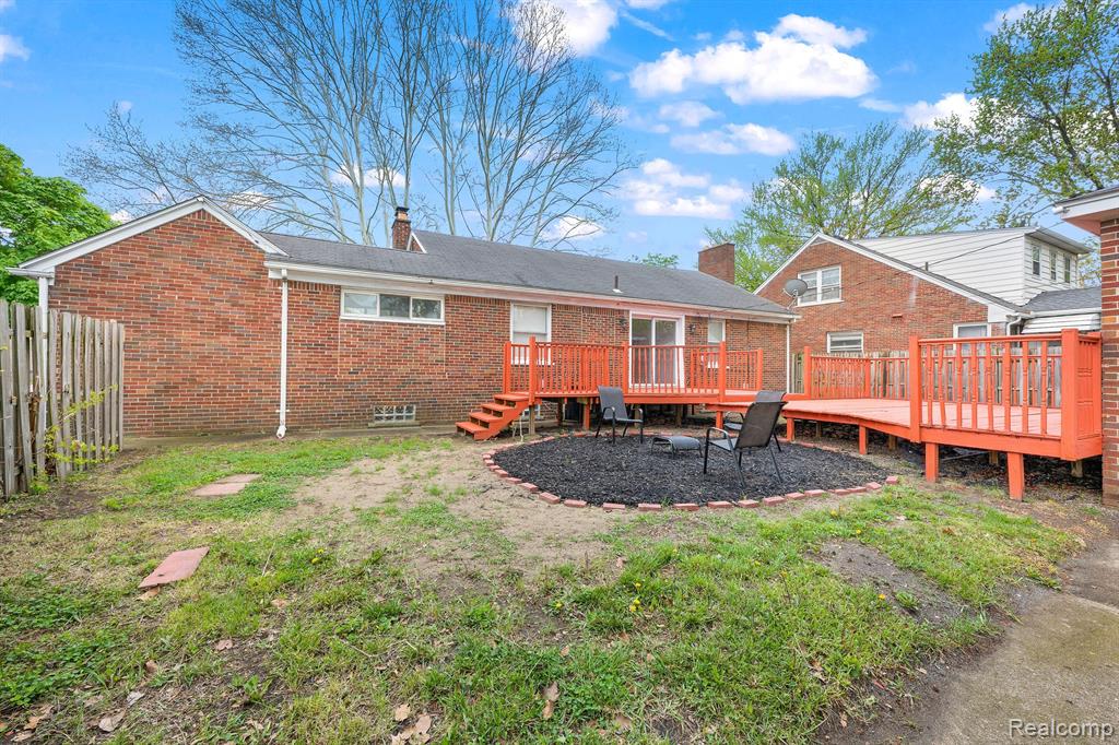 839 E HAYES Avenue, Hazel Park, MI 48030 — Photo 26