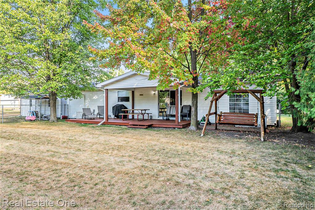 309 W 5th Street, Gladwin, MI 48624 — Photo 15