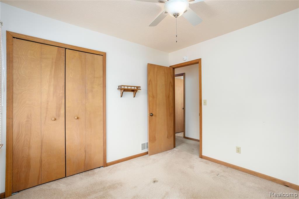 15800 Park Lane, Plymouth, MI 48170 — Photo 16