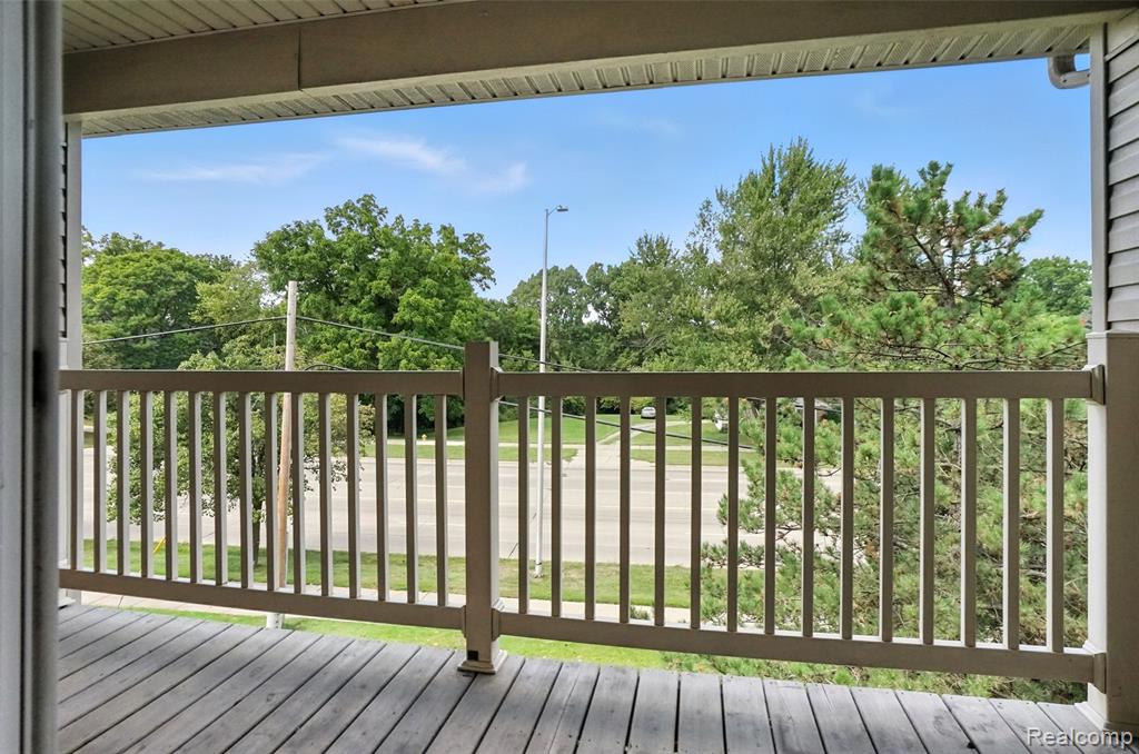 863 Brandon Avenue, Pontiac, MI 48340 — Photo 19