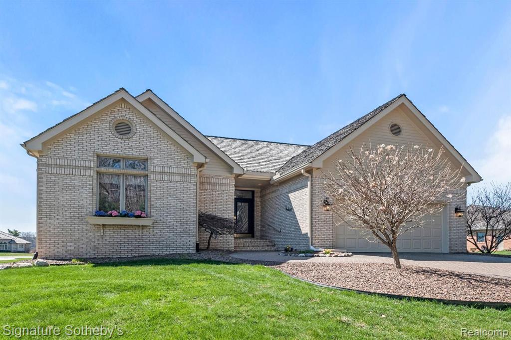 51 CHATEAUX DU LAC, Fenton, MI 48430 — Photo 51